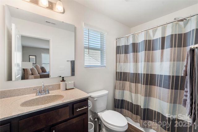 876 Newfound Hollow Drive, Charlotte, NC 28214