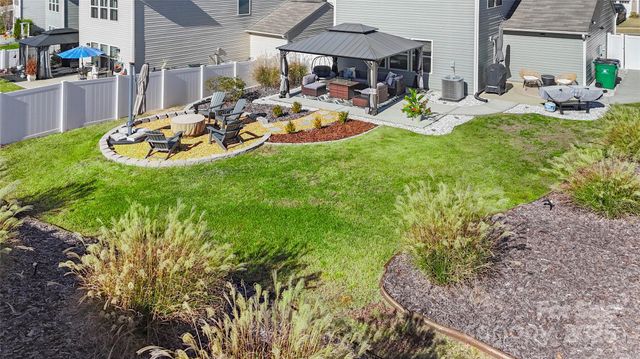 876 Newfound Hollow Drive, Charlotte, NC 28214