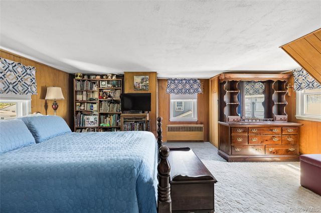 317 Oconnor Road, North Babylon, NY 11703