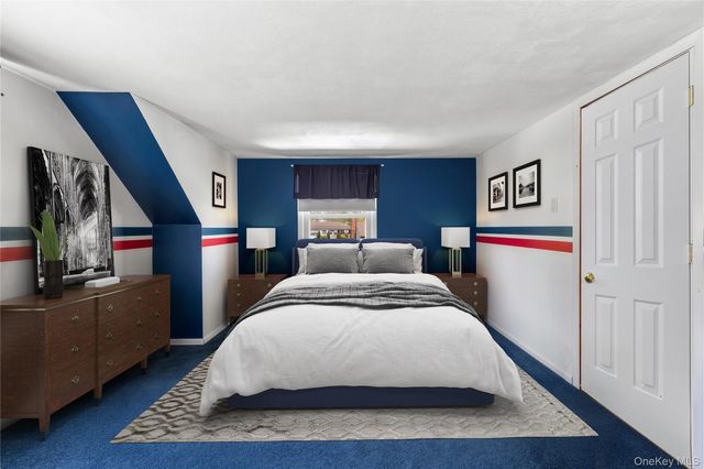 317 Oconnor Road, North Babylon, NY 11703