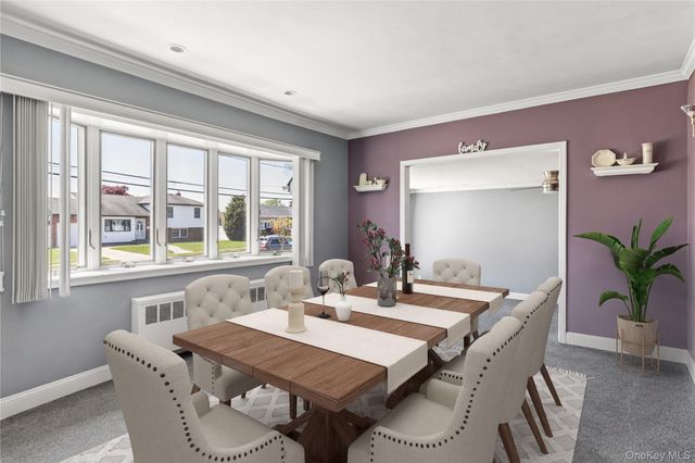 317 Oconnor Road, North Babylon, NY 11703
