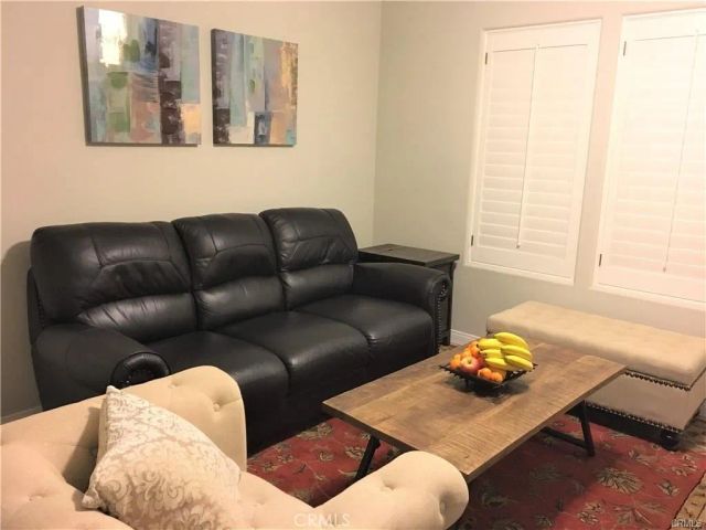 735 Alabama Street, Huntington Beach, CA 92648