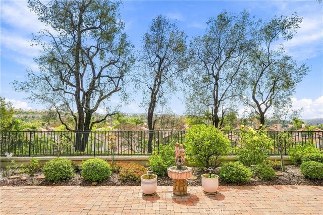 14 Novilla, Laguna Niguel, CA 92677