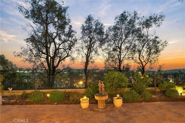14 Novilla, Laguna Niguel, CA 92677