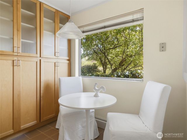 7305 Earl Avenue NW, Seattle, WA 98117