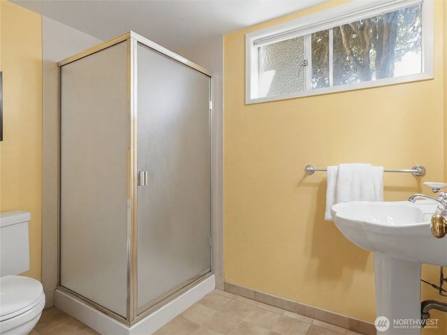 7305 Earl Avenue NW, Seattle, WA 98117
