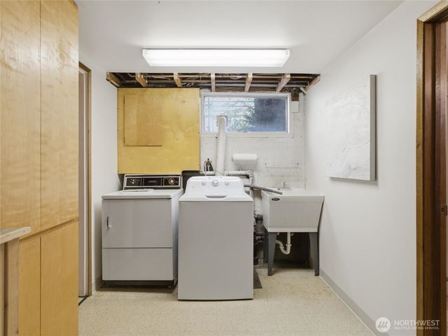 7305 Earl Avenue NW, Seattle, WA 98117