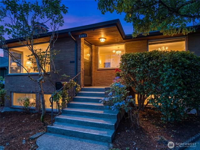 7305 Earl Avenue NW, Seattle, WA 98117
