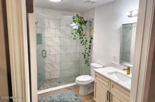 375 GREENCASTLE Road 72, Jacksonville, FL 32225