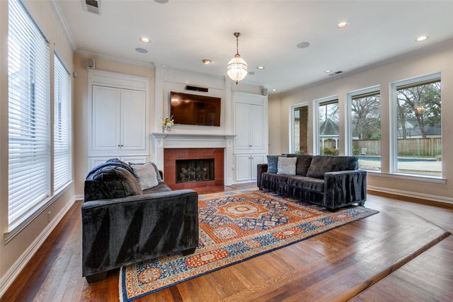 13920 Hillcrest Road, Dallas, TX 75240