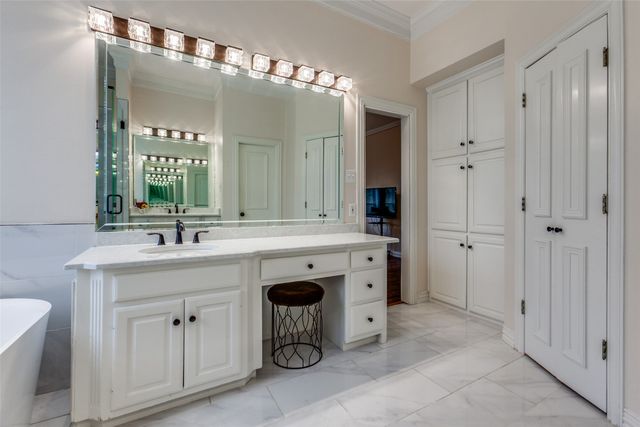 13920 Hillcrest Road, Dallas, TX 75240