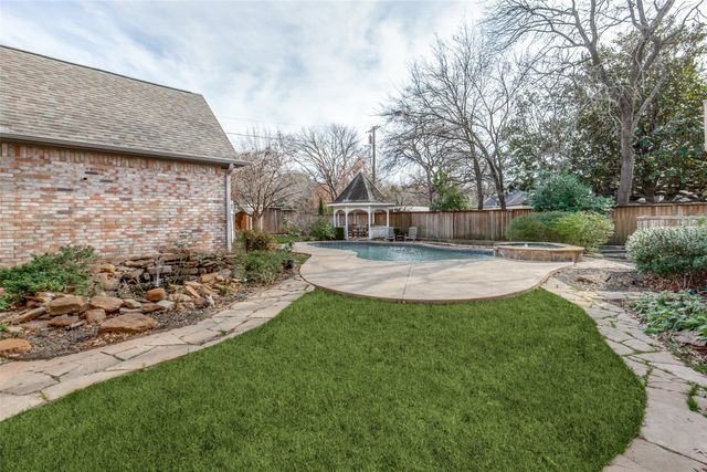 13920 Hillcrest Road, Dallas, TX 75240