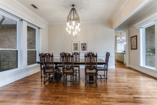 13920 Hillcrest Road, Dallas, TX 75240