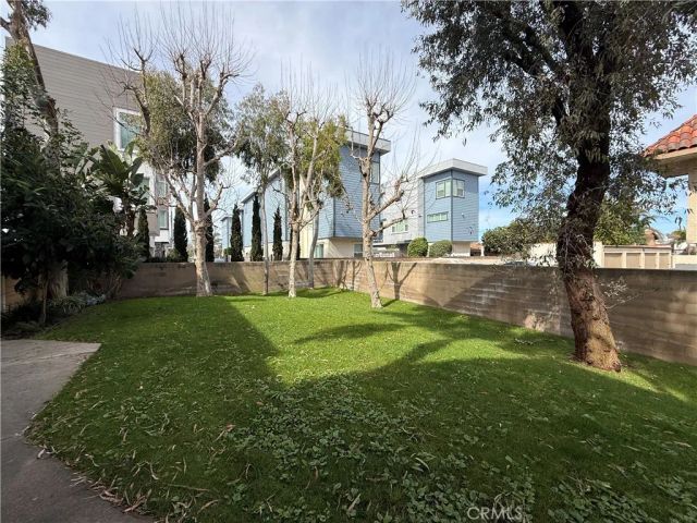2063 Charle C2, Costa Mesa, CA 92627
