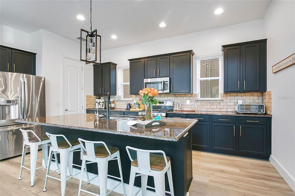 Image 7 of property listing at 13795 ELIOT AVENUE, Orlando, FL 32827