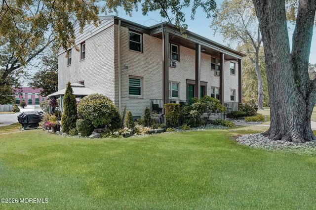 500 Cliffwood Avenue D2, Matawan, NJ 07747