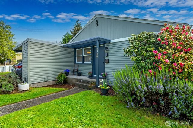 9328 31st Avenue SW, Seattle, WA 98126
