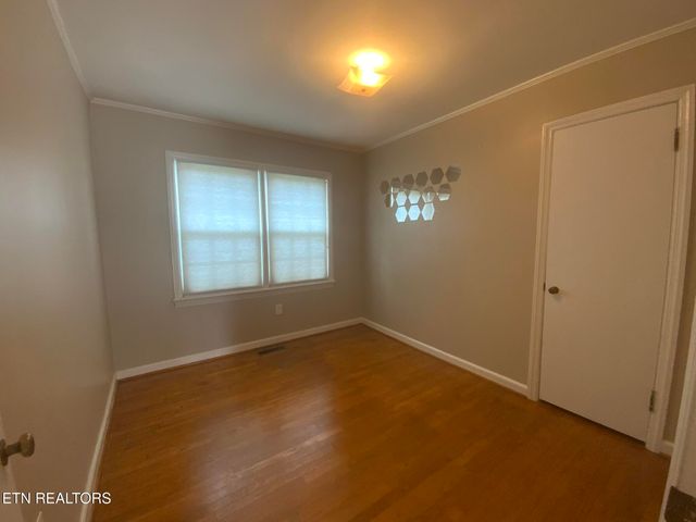 1201 Blossom Lane, Kingston, TN 37763