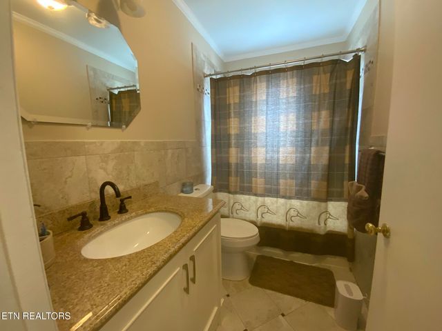 1201 Blossom Lane, Kingston, TN 37763