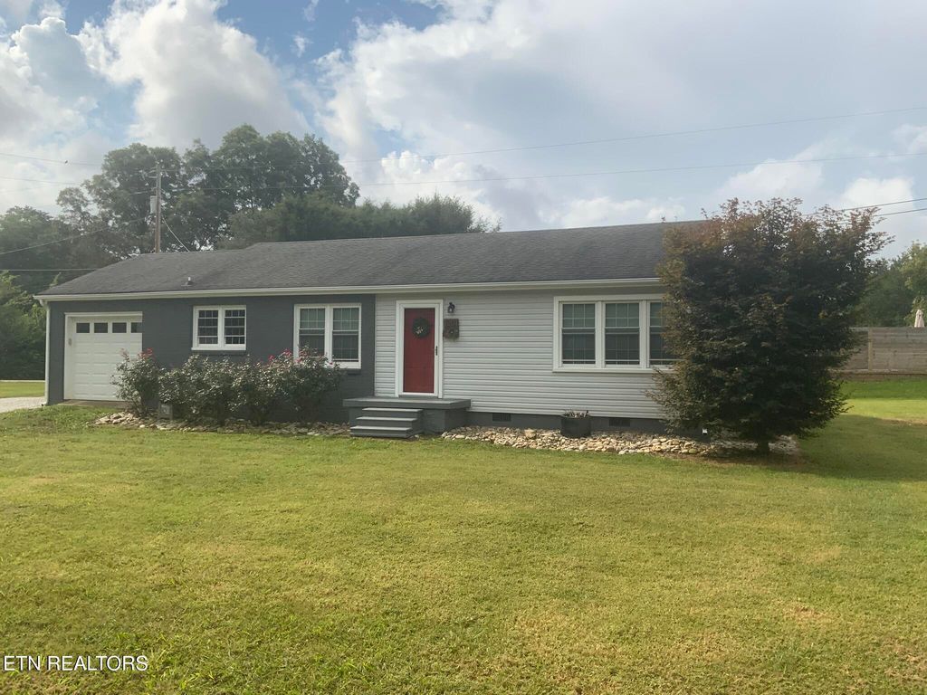 1201 Blossom Lane, Kingston, TN 37763