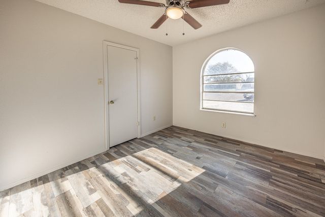 7404 Fir Avenue, Lubbock, TX 79404