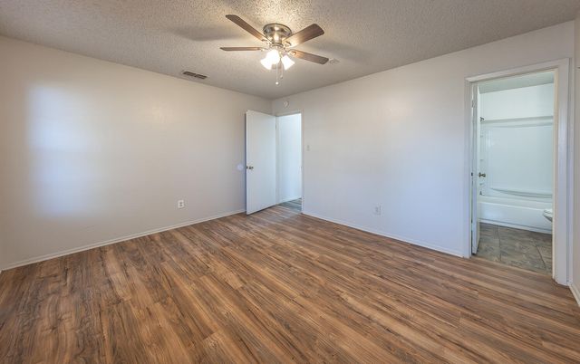 7404 Fir Avenue, Lubbock, TX 79404