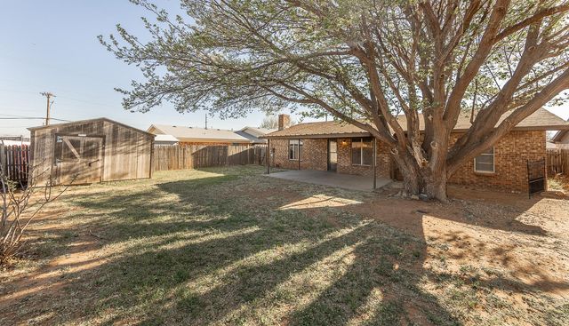 7404 Fir Avenue, Lubbock, TX 79404