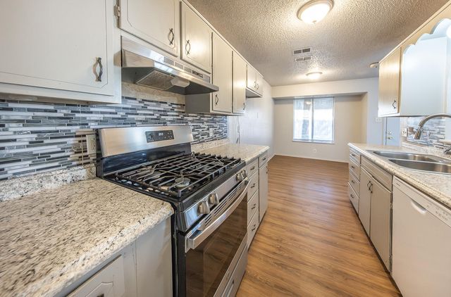 7404 Fir Avenue, Lubbock, TX 79404