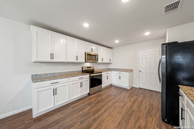 6231 Antares, San Antonio, TX 78218
