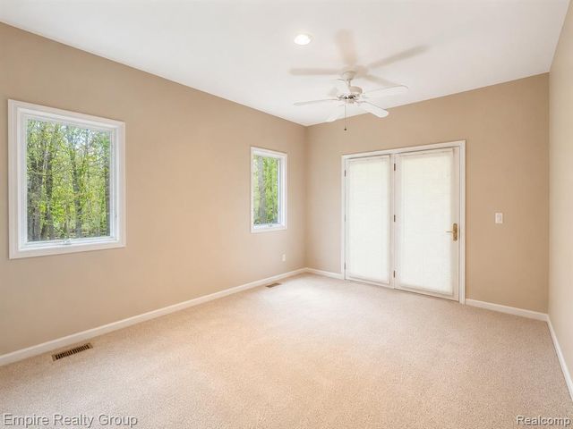 2111 Oak Terrace, Ortonville, MI 48462