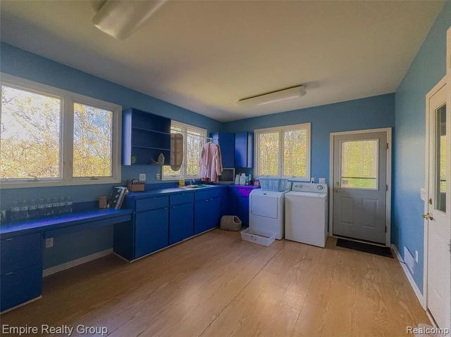2111 Oak Terrace, Ortonville, MI 48462