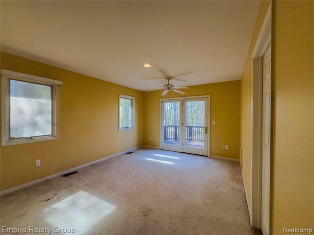 2111 Oak Terrace, Ortonville, MI 48462
