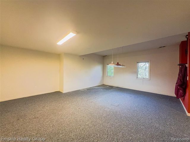 2111 Oak Terrace, Ortonville, MI 48462