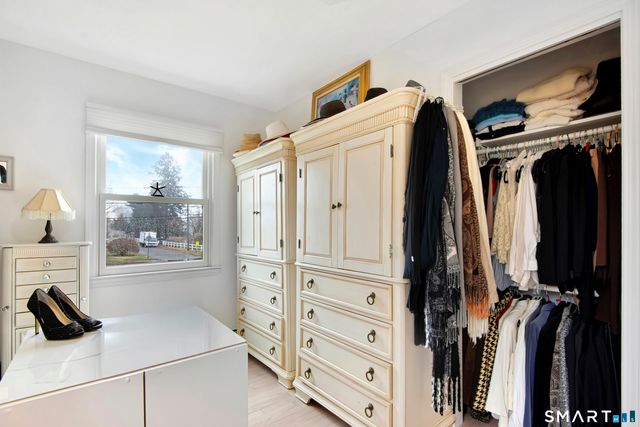 17 College Street, Old Saybrook, CT 06475