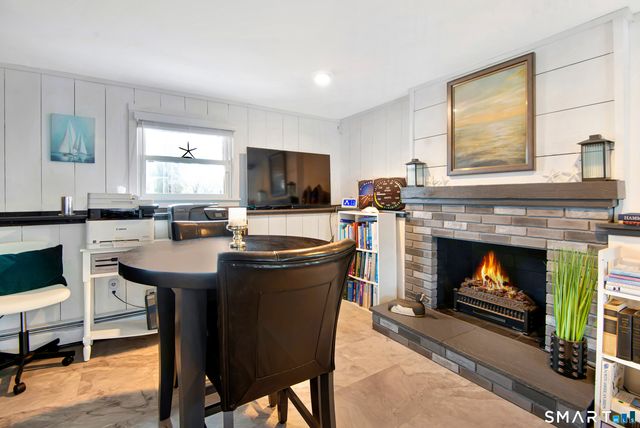 17 College Street, Old Saybrook, CT 06475