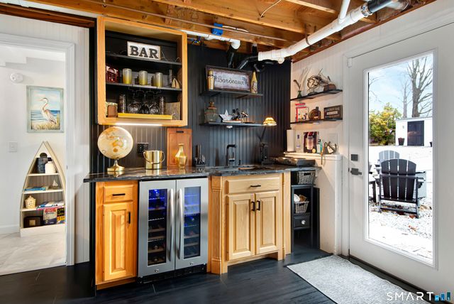 17 College Street, Old Saybrook, CT 06475