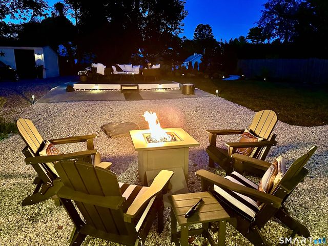 17 College Street, Old Saybrook, CT 06475