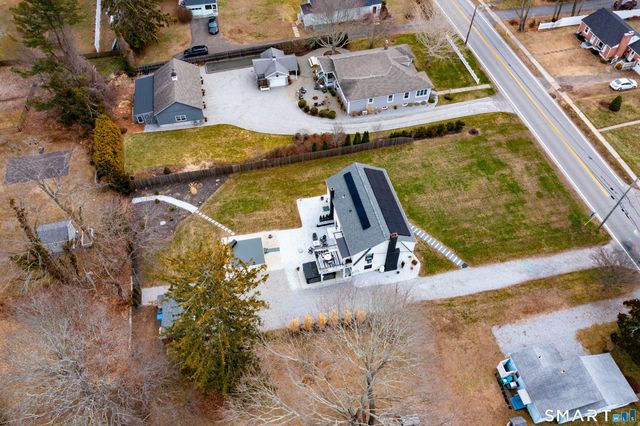 17 College Street, Old Saybrook, CT 06475