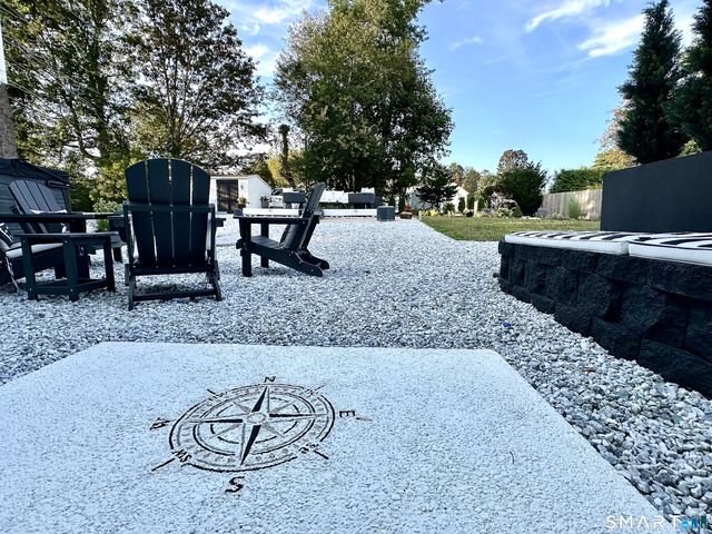 17 College Street, Old Saybrook, CT 06475