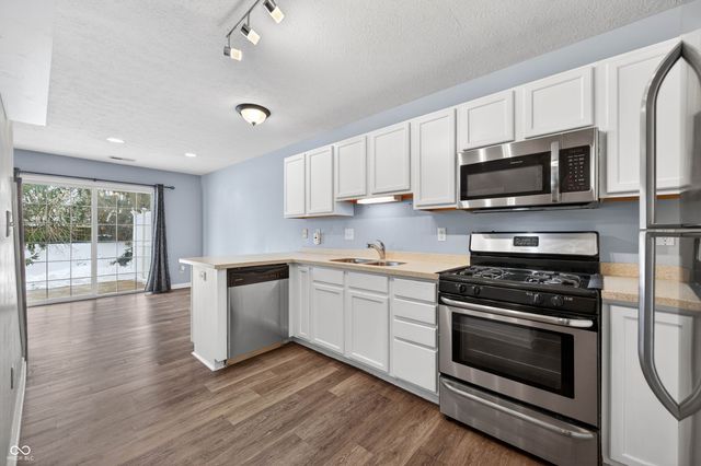 5816 Beacon Cove Way 29, Indianapolis, IN 46237