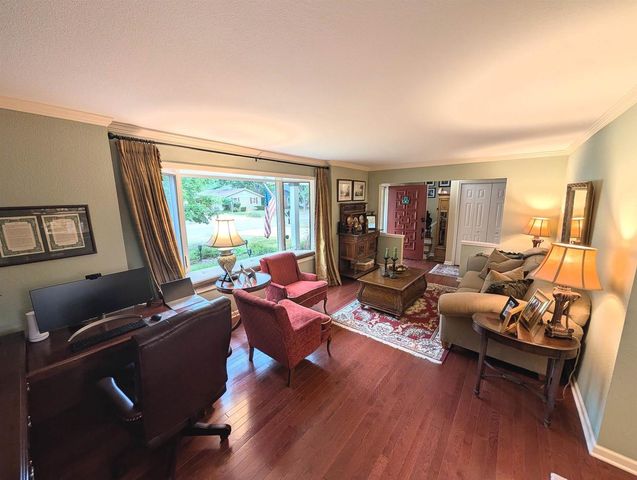 824 Suffolk Drive, Janesville, WI 53546