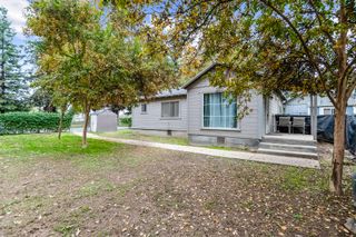 18701 Lort Drive, Visalia, CA 93292