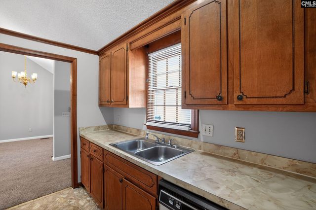 105 Field Pine Avenue, Hopkins, SC 29061