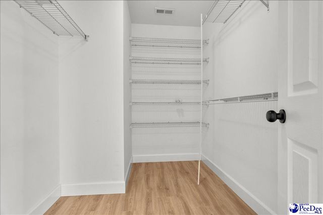 2932 Bentgrass CT, Effingham, SC 29541