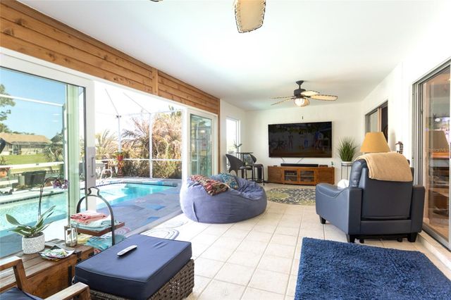 11 CLEARVIEW COURT S, Palm Coast, FL 32137