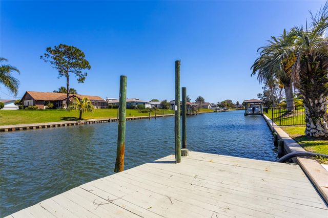 11 CLEARVIEW COURT S, Palm Coast, FL 32137