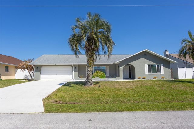 11 CLEARVIEW COURT S, Palm Coast, FL 32137