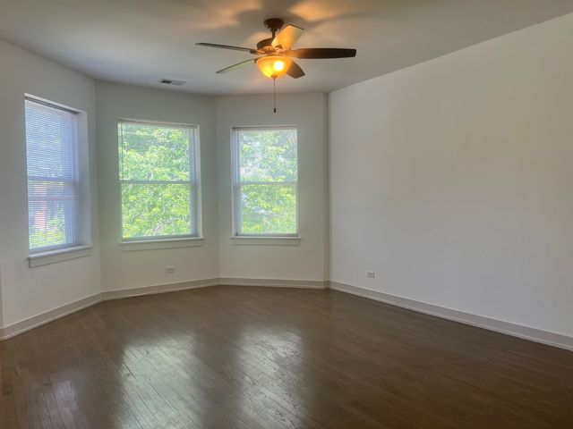 7136 S Prairie Avenue 2, Chicago, IL 60619