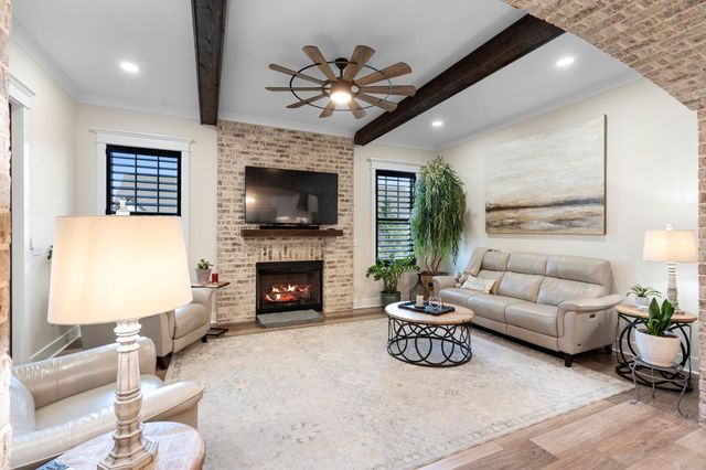 49 Why Worry Ln, Winchester, TN 37398