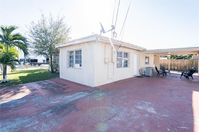 690 E 10th Ave Front, Hialeah, FL 33010